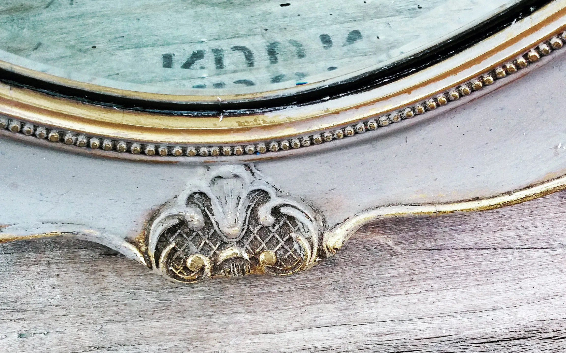 Gorgeous Vintage oval gilt mirror painted in miss mustard seed milk paint schloss.