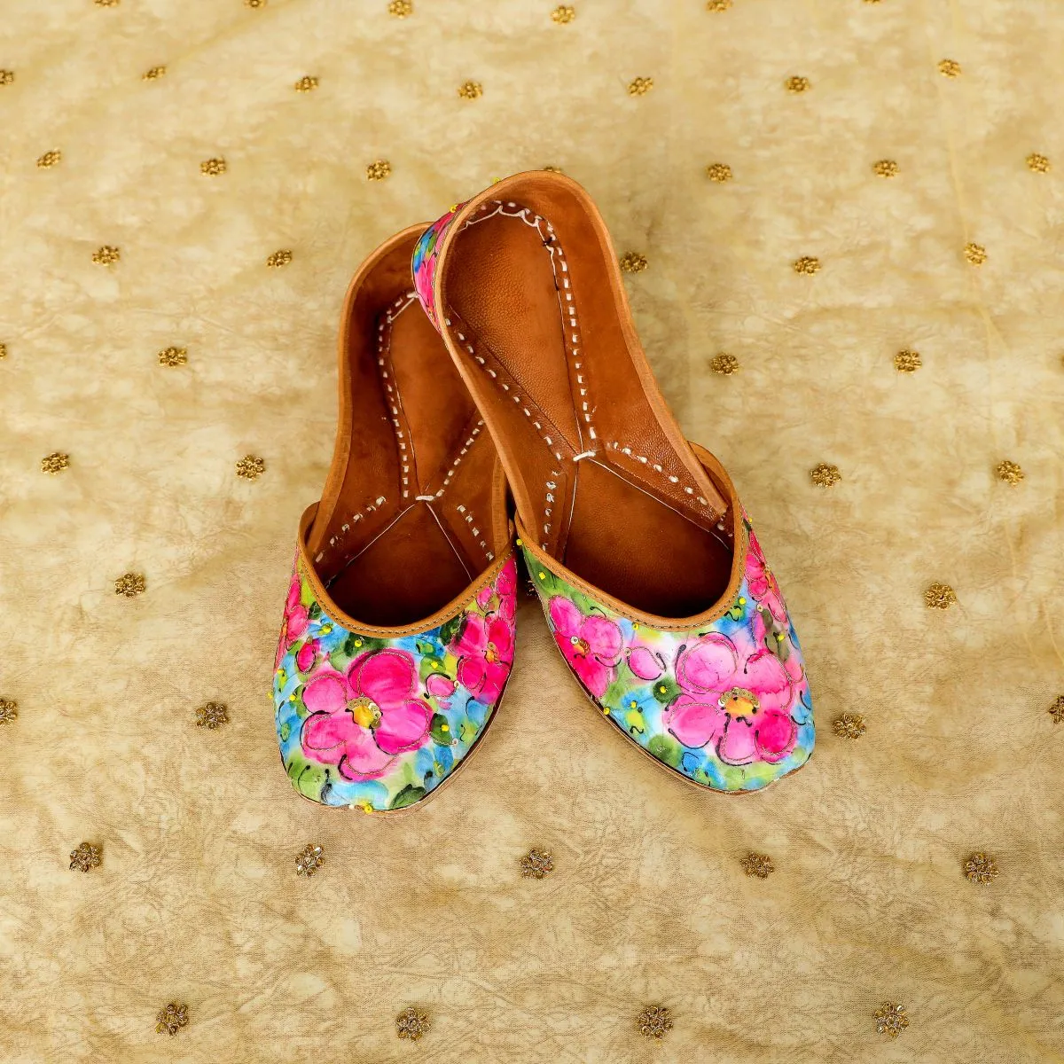 Periwinkle Women Jutti | Hand Painted & Hand Embellished | Fuchsia Pink